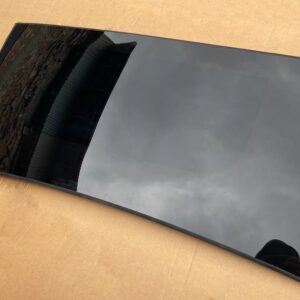 Скло верхнє задньої дверки (в зборі) LH ТМХ 15-21+1034902-00-G