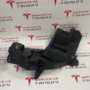 Кронштейн фари головного світла (2021+) LH 1617912-00-B