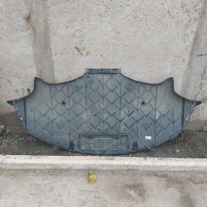 Захист нижній заднього бампера (з отвором) Б/У на ТМ3 18-23 1135410-00-A