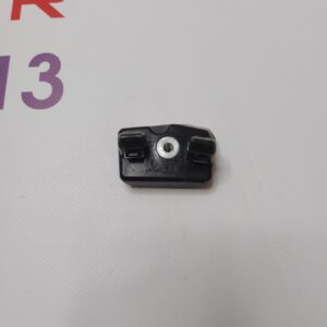 Кронштейн центральний переднього бампера LH TMY 20-24 1493772-00-B