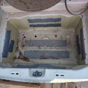 Ніша (корпус) заднього багажника метал (Б/У) ТМ3 18-23 1095966-SO-A