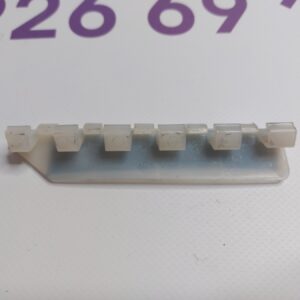 Кронштейн накладки панелі двірників RH Б/У ТМХ 15-21 1063007-00-С