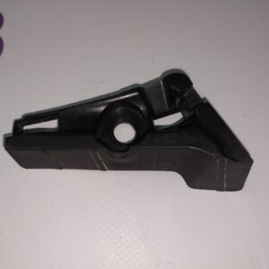 Кронштейн панелі щіток склоочисника LH Б/У на ТМ3 18-23 1118933-00-В