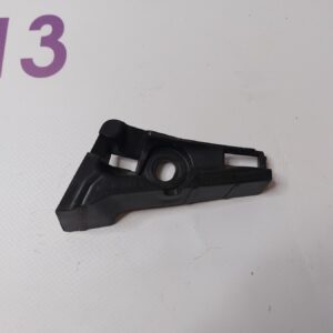 Кронштейн панелі щіток склоочисника RH Б/У на ТМ3 18-23 1118934-00-В