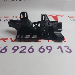 Кронштейн стійки B верхній LH Б/У на ТМY 20-24 1494610-00-В