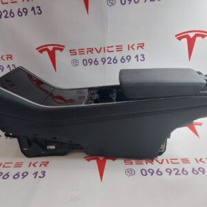 Консоль центральна (підлокітник та підсклянники) Б/У на ТМ3 18-21 1087900-72-С