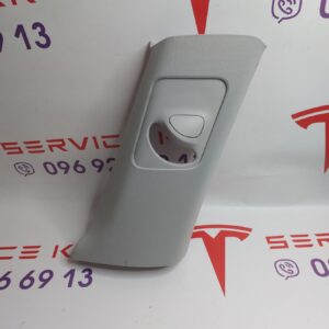 Накладка центральної стійки RH боку Б/У на ТМ3 18-24 1086255-01-K