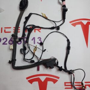 Електропроводка кришки багажника (ляди) Б/У на ТМ3 18-21 1068789-00-G