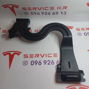 Повітропровід системи кондиціювання 2-го ряду Б/У на ТМ3 18-24 1092163-00-А