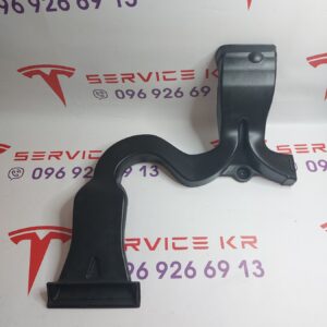 Повітропровід системи кондиціювання 2-го ряду сидінь LH Б/У на ТМY 20-24 1501068-00-А