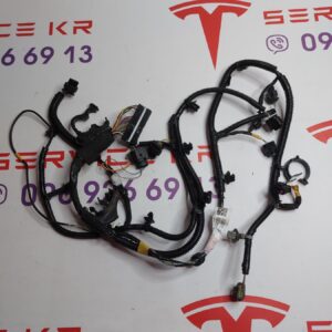 Електропроводка батареї 12V Б/У на ТМ3 18-24 1068767-00-Е