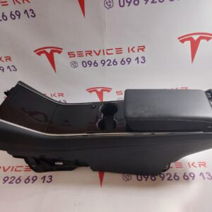 Консоль центральна (підлокітник та підсклянники) Б/У на ТМY 20-24 1536685-00-В