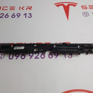 Кронштейн внутрішньої накладки порога Б/У RH на ТМY 20-24 1521705-00-C