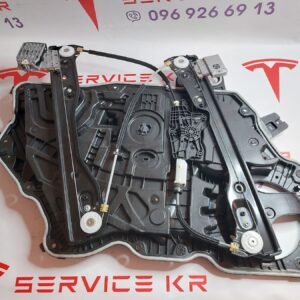 Склопідйомник передній в сборі RH Б/У на ТМY 20-24 1495509-98-В