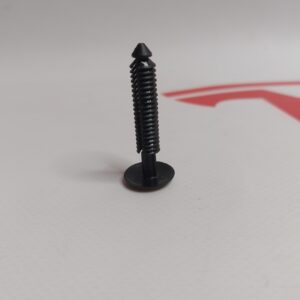 Пистон обшивки на ТМ 3|YX|S