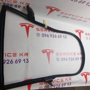 Ущільнювач двері задньої RH Б/У на ТМ3 18-24 1090511-00-О