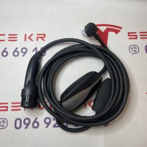 Зарядний пристрій Tesla GEN 1 EUR Б/У 1058220-00-Е