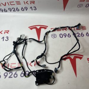 Блок електронний управління USB Type-C у консоль + проводка Б/У на ТМ3|Y 18-24 1522264-00-В